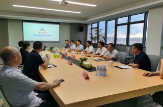 湖南澧縣縣委常委、縣長(zhǎng)王啟武一行深入寧波萌恒參觀(guān)考察